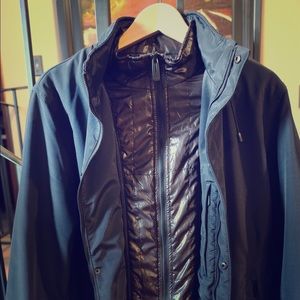 Tumi jacket small size in really good condition